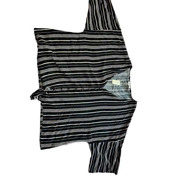 Maurices Plus‎ Sized 3x Striped Button Tie Hem Dolman Top Blouse Black - Picture 1 of 5